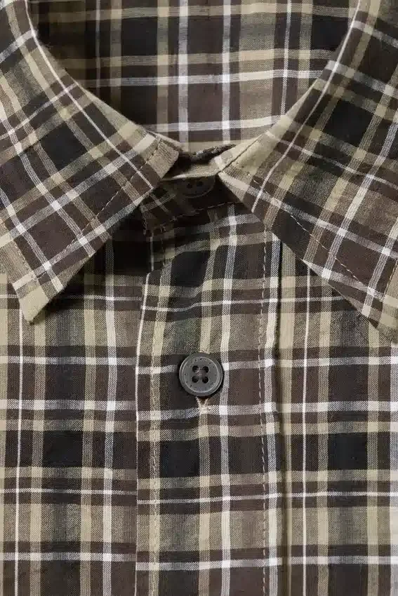 Relaxed Checked Long-Sleeved Shirt – Checked Beige Relaxed Checked Long-Sleeved Shirt – Checked Beige