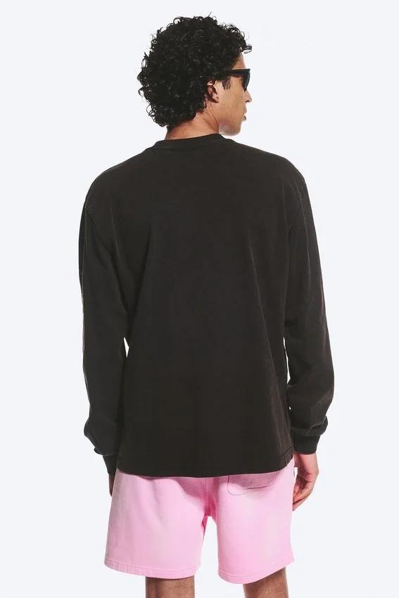 Relaxed Graphic Long-Sleeved T-Shirt – Black Relaxed Graphic Long-Sleeved T-Shirt – Black