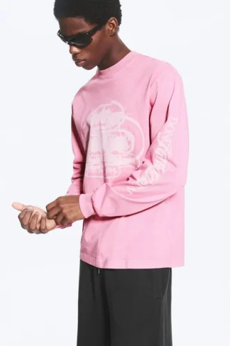 Relaxed Graphic Long-Sleeved T-Shirt – Pink – Logos