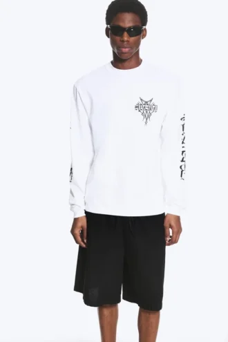 Relaxed Graphic Long-Sleeved T-Shirt – White – Synergy