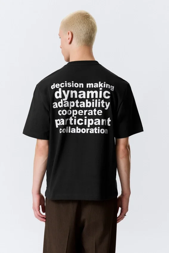 Relaxed Graphic Printed T-Shirt – Black – Team Building Relaxed Graphic Printed T-Shirt – Black – Team Building