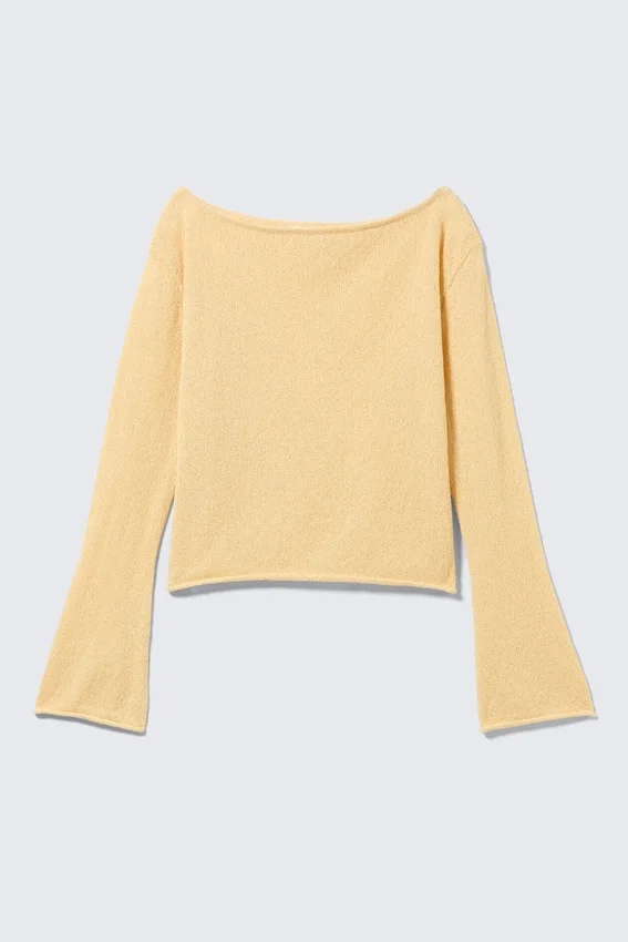 Relaxed Knitted Boat-Neck Sweater – Light Yellow Relaxed Knitted Boat-Neck Sweater – Light Yellow