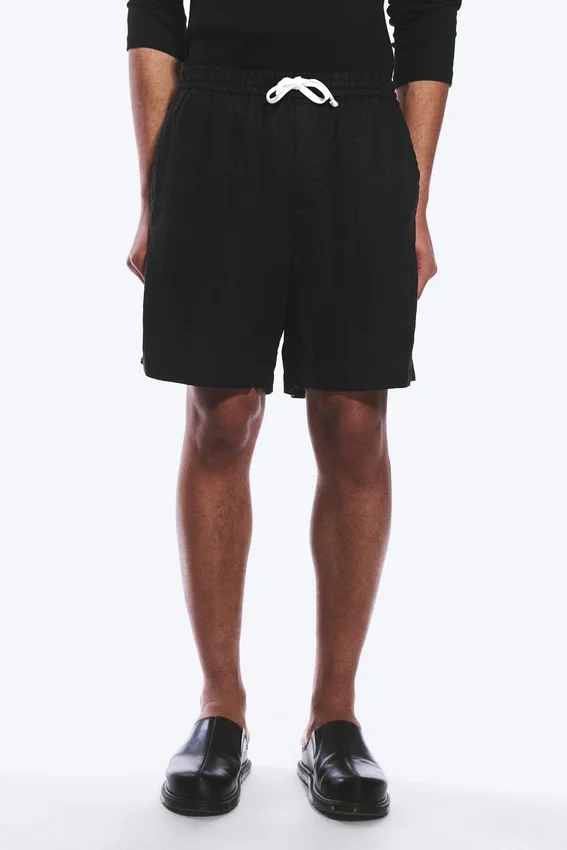 Relaxed Linen Drawstring Shorts – Black Relaxed Linen Drawstring Shorts – Black