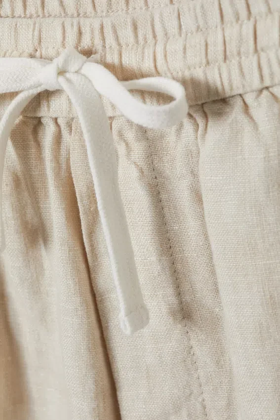 Relaxed Linen Drawstring Shorts – Ecru Relaxed Linen Drawstring Shorts – Ecru