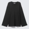 Relaxed Long-Sleeved Jersey Top – Black