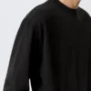 Relaxed Long-Sleeved T-Shirt – Black Relaxed Long-Sleeved T-Shirt – Black