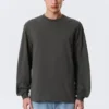Relaxed Long-Sleeved T-Shirt – Dark Grey Relaxed Long-Sleeved T-Shirt – Dark Grey