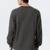 Relaxed Long-Sleeved T-Shirt – Dark Grey Relaxed Long-Sleeved T-Shirt – Dark Grey