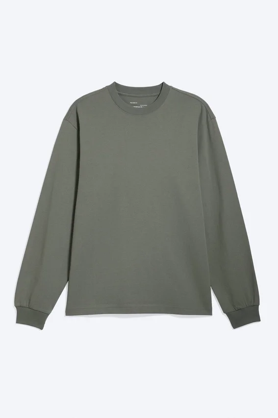Relaxed Long-Sleeved T-Shirt – Dusty Khaki Green Relaxed Long-Sleeved T-Shirt – Dusty Khaki Green