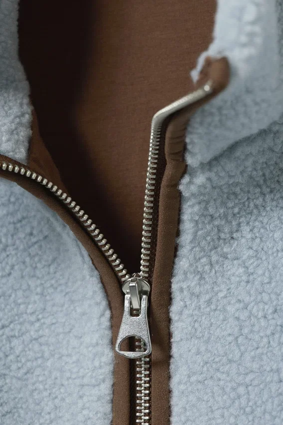 Relaxed Pile Fleece Jacket – Light Blue – Brown Lining Relaxed Pile Fleece Jacket – Light Blue – Brown Lining