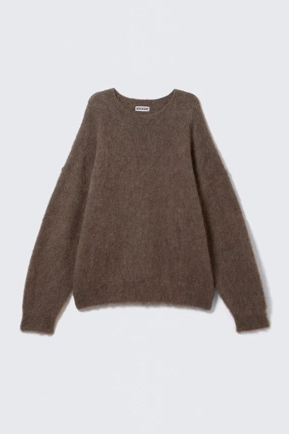 Relaxed Ribbed Crew Neck Sweater – Brown Relaxed Ribbed Crew Neck Sweater – Brown