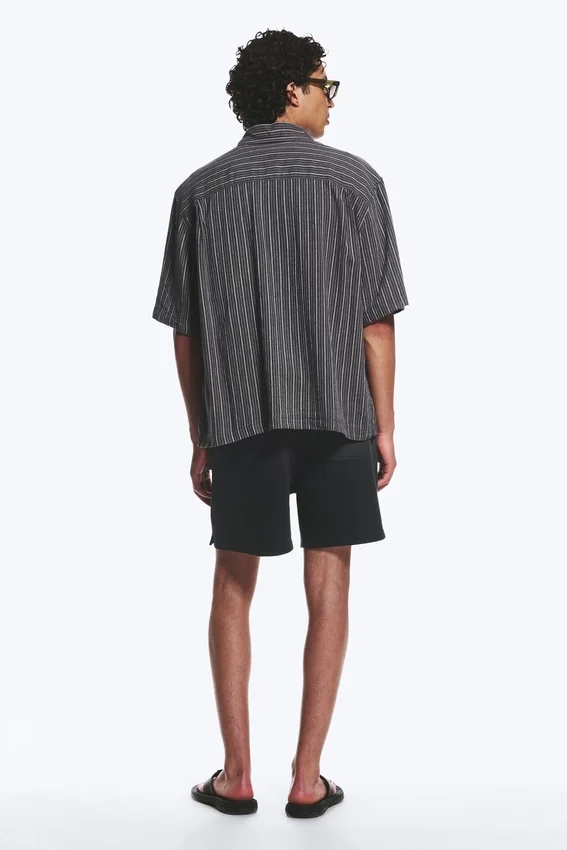 Relaxed Short-Sleeved Linen-Blend Shirt – Dark Grey Stripe Relaxed Short-Sleeved Linen-Blend Shirt – Dark Grey Stripe