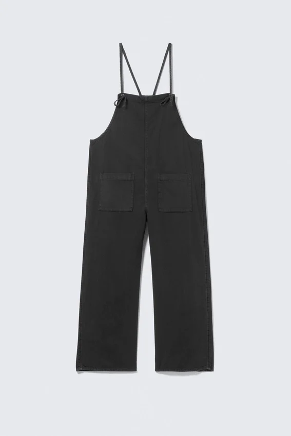 Relaxed Straight Leg Dungarees – Black Relaxed Straight Leg Dungarees – Black