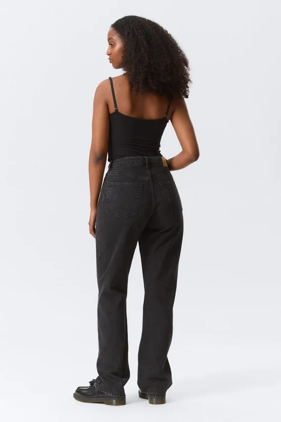 Resolute Curve High Waisted Regular Straight Jeans – Tuned Black – Black Resolute Curve High Waisted Regular Straight Jeans – Tuned Black – Black