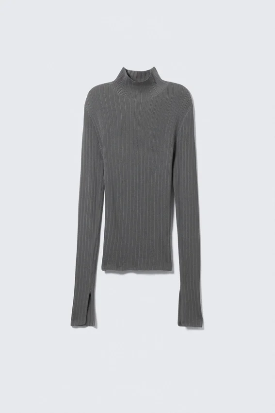 Ribbed Fitted Turtleneck – Striped Dark Grey Melange Ribbed Fitted Turtleneck – Striped Dark Grey Melange