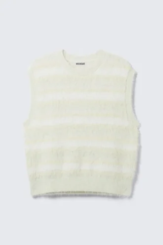 Ribbed Fluffy Vest – White