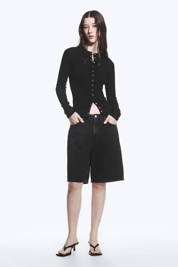 Ribbed Long-Sleeved Cardigan – Black Ribbed Long-Sleeved Cardigan – Black