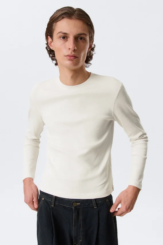 Ribbed Long-Sleeved T-Shirt – Dusty White Ribbed Long-Sleeved T-Shirt – Dusty White