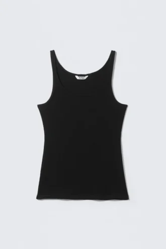 Ribbed Scoop Neck Tank Top – Black