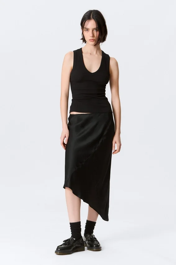 Ribbed V-Neck Tank Top – Black Ribbed V-Neck Tank Top – Black