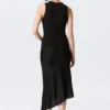Ribbed V-Neck Tank Top – Black Ribbed V-Neck Tank Top – Black