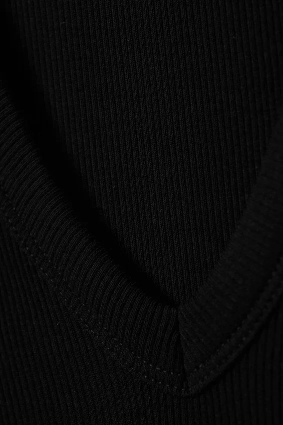 Ribbed V-Neck Tank Top – Black Ribbed V-Neck Tank Top – Black