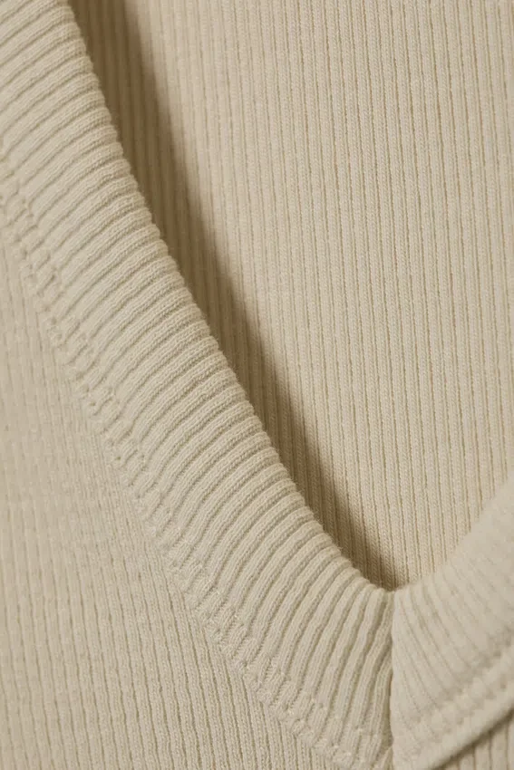 Ribbed V-Neck Tank Top – Light Beige Ribbed V-Neck Tank Top – Light Beige