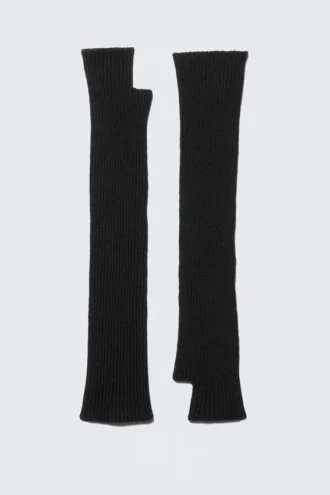 Ribbed Wrist Warmers – Black