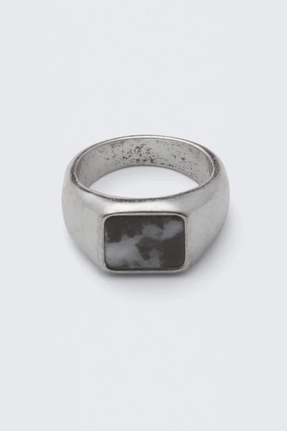 Rock Ring – Rhodium – Black Stone Rock Ring – Rhodium – Black Stone