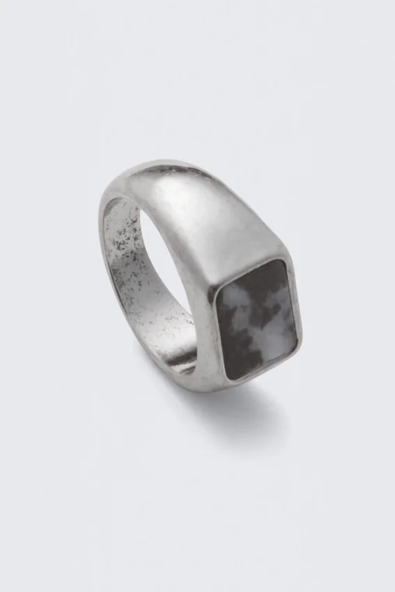 Rock Ring – Rhodium – Black Stone Rock Ring – Rhodium – Black Stone