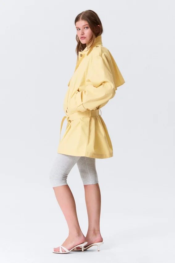 Rosabel Loose Single-Breasted Trench Coat – Light Yellow Rosabel Loose Single-Breasted Trench Coat – Light Yellow
