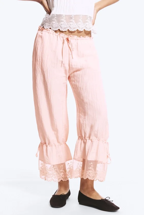 Rosabel Low Rise Loose Lace-Trim Bloomers – Light Dusty Pink Rosabel Low Rise Loose Lace-Trim Bloomers – Light Dusty Pink