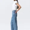 Rowe Super High Waisted Regular Straight Jeans – 90S Blue – Medium Blue