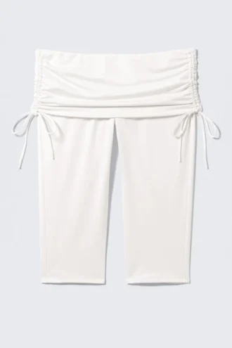 Ruched Low Rise Capri Leggings – Off-White