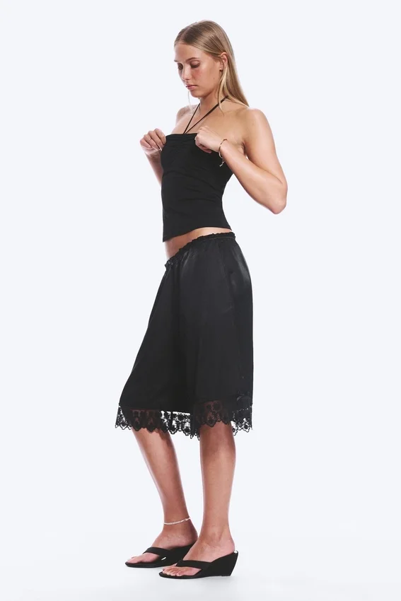 Satin Lace Shorts – Black Satin Lace Shorts – Black