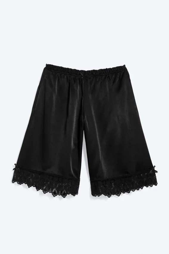Satin Lace Shorts – Black Satin Lace Shorts – Black