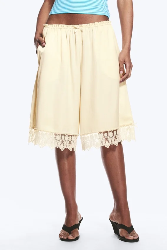 Satin Lace Shorts – Dusty White Satin Lace Shorts – Dusty White