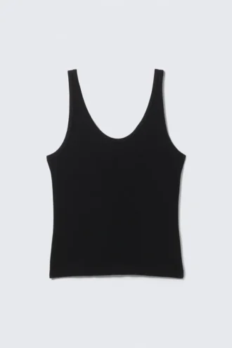 Scoop Neck Tank Top – Black