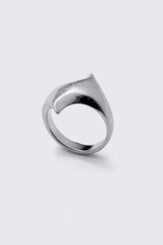 Sculptural Claw Ring – Silver