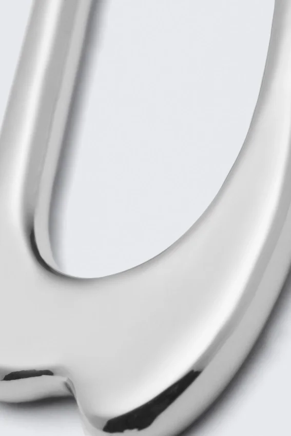 Sculptural Metal Hair Pin – Silver Grey Sculptural Metal Hair Pin – Silver Grey