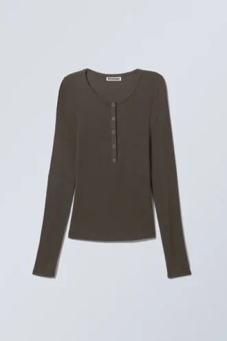 Sheer Rib Long Sleeve Henley Top – Dark Brown