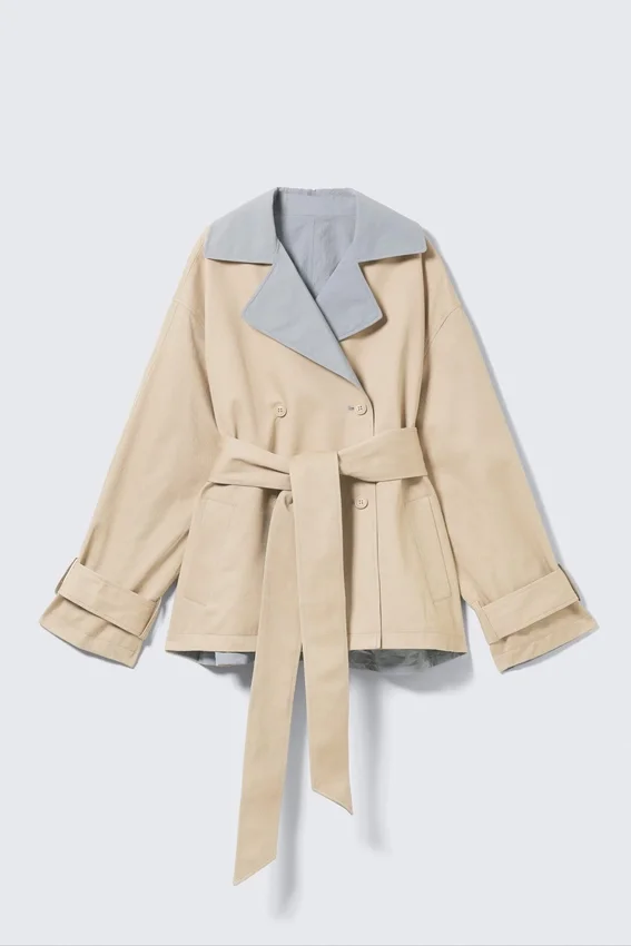 Short Double-Breasted Reversible Trench Coat – Beige & Light Grey Short Double-Breasted Reversible Trench Coat – Beige & Light Grey