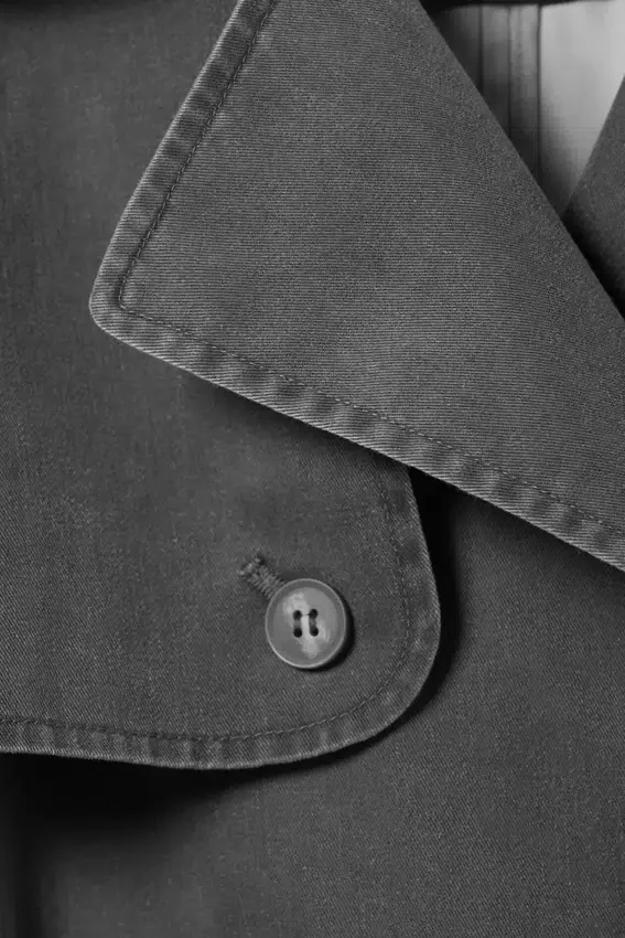 Short Double-Breasted Washed Trench Coat – Dark Grey Short Double-Breasted Washed Trench Coat – Dark Grey