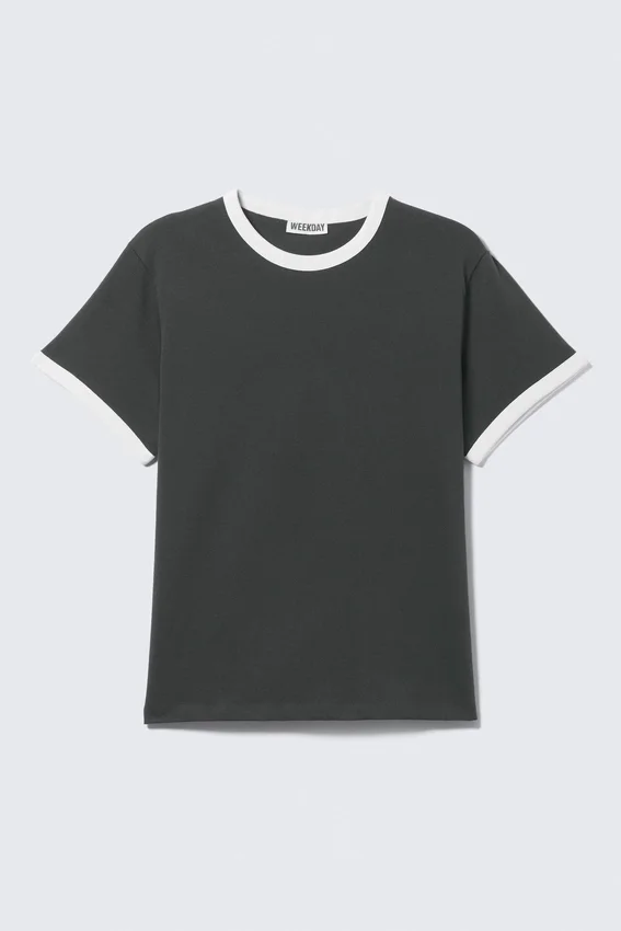 Short-Sleeved Contrast Trim Cotton T-Shirt – Dark Grey & White Short-Sleeved Contrast Trim Cotton T-Shirt – Dark Grey & White