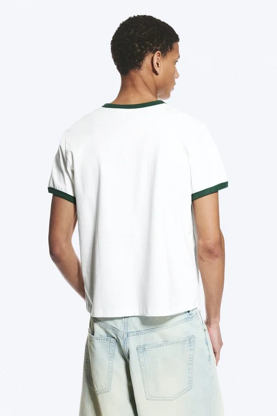 Short-Sleeved Contrast Trim Cotton T-Shirt – White – Green Binding Short-Sleeved Contrast Trim Cotton T-Shirt – White – Green Binding