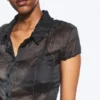 Short-Sleeved Crinkle Shirt – Dark Grey Short-Sleeved Crinkle Shirt – Dark Grey
