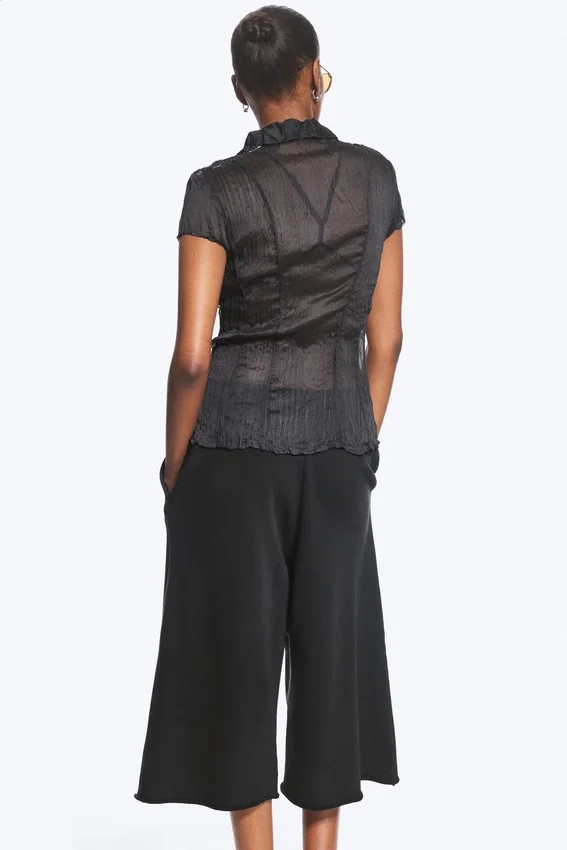 Short-Sleeved Crinkle Shirt – Dark Grey Short-Sleeved Crinkle Shirt – Dark Grey