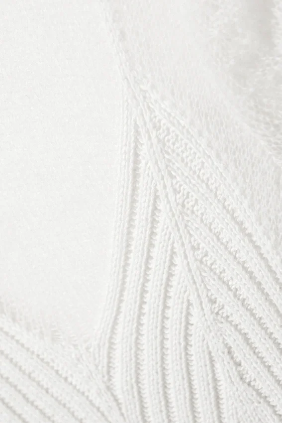 Short-Sleeved Knitted Layered Top – White Short-Sleeved Knitted Layered Top – White