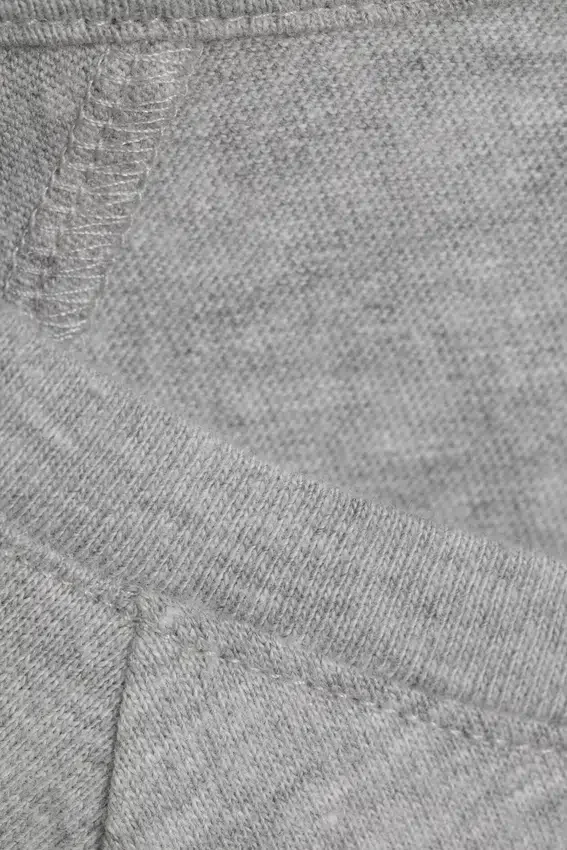 Short-Sleeved Raglan T-Shirt – Grey Melange Short-Sleeved Raglan T-Shirt – Grey Melange