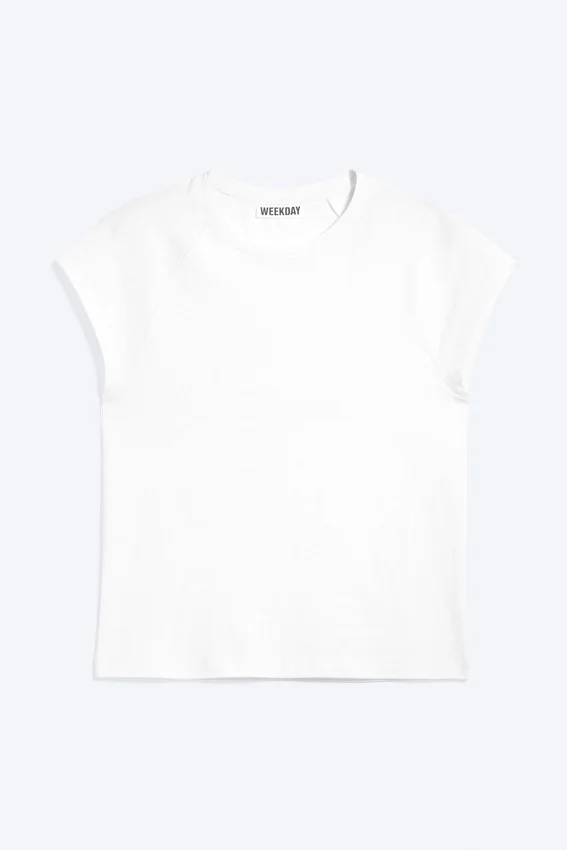 Short-Sleeved Raglan T-Shirt – Off-White Short-Sleeved Raglan T-Shirt – Off-White